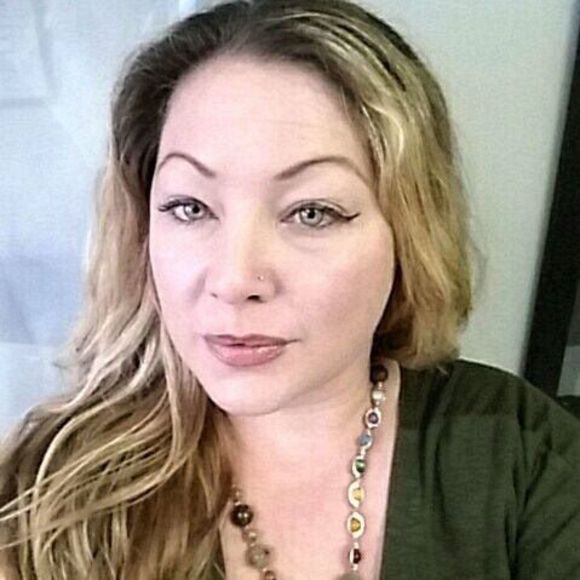 Meet your Posher, Kate - Picture 1 of 1